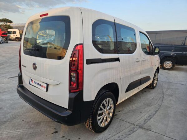 FIAT Doblo Doblò 1.5 BlueHdi 130CV Combi N1 03/2024 - immagine 5